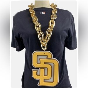 San Diego padres Fan Chain NWT Gold Padres Fan chain Official MLB fan chain